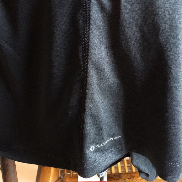 The North Face Men’s Mountain Athletics Shirt - Picture 6 of 7